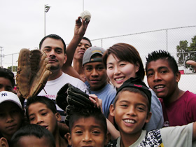 Dentist Dr. Phoebe Tsang provided dental care for her new little friends in an orphanage school in Barquisimeto, Venezuela during her volunteer mission.